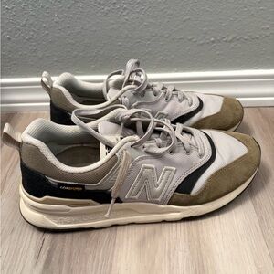 New Balance Men's Gray, Olive & Black Cordura Sneakers